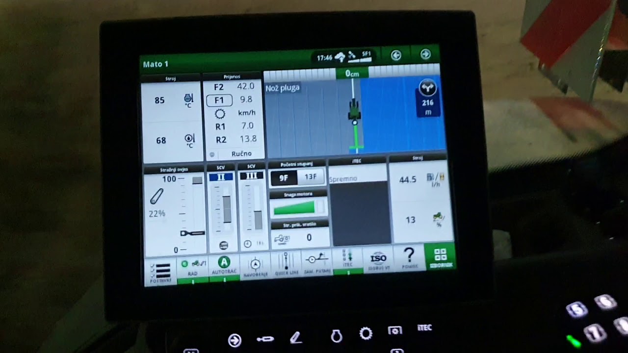 John Deere 8270R + Kverneland Lb 300