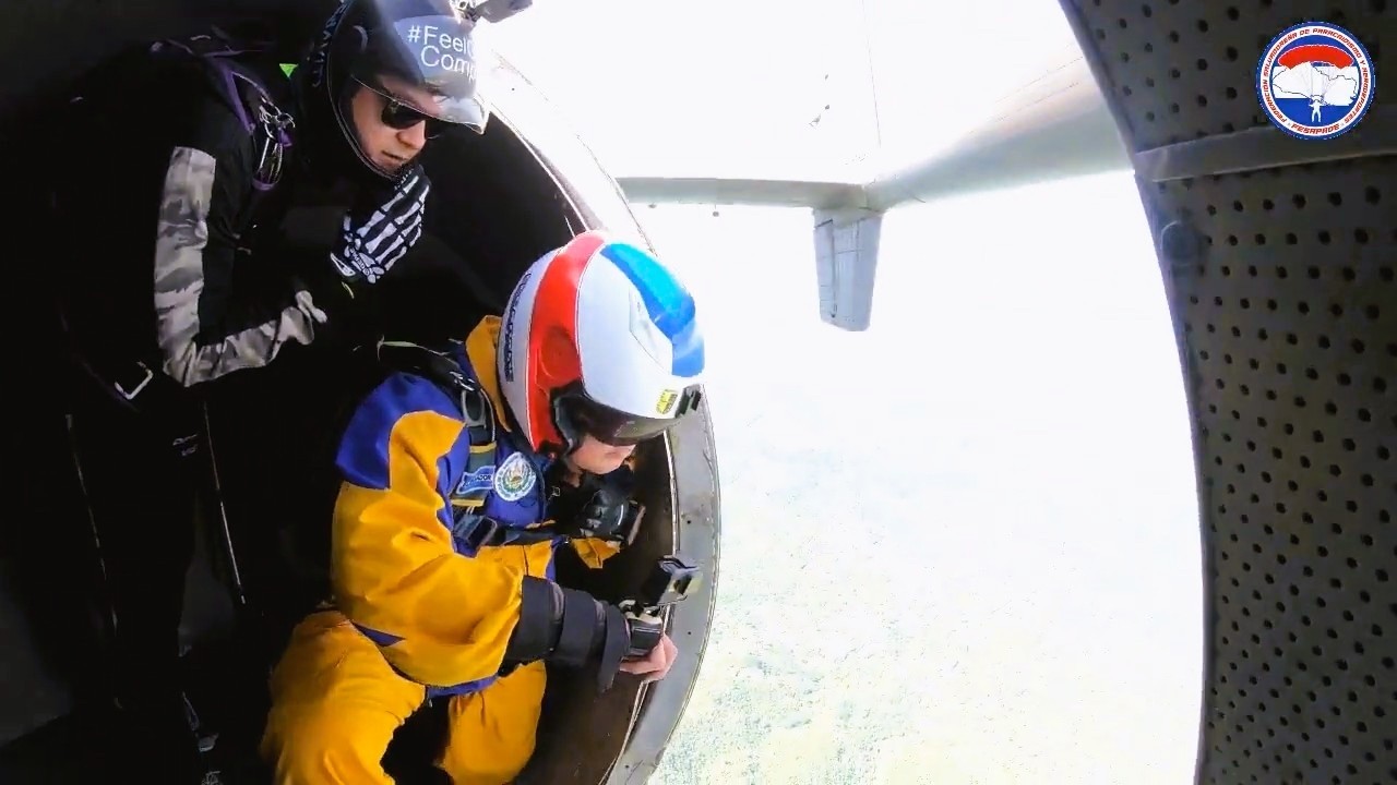 The Weeknd - Save Your Tears REMIX (1er. Vuelo. Jornada de  Saltos del Arav&aacute;)
