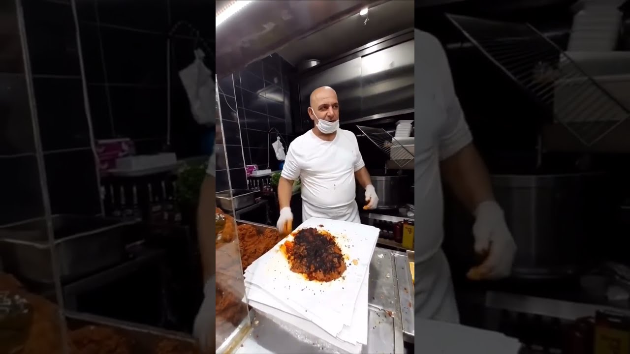 &Ccedil;iğ k&ouml;fteci Ali Usta'dan zehir zemberek acılı &ccedil;iğ k&ouml;fte istemek!