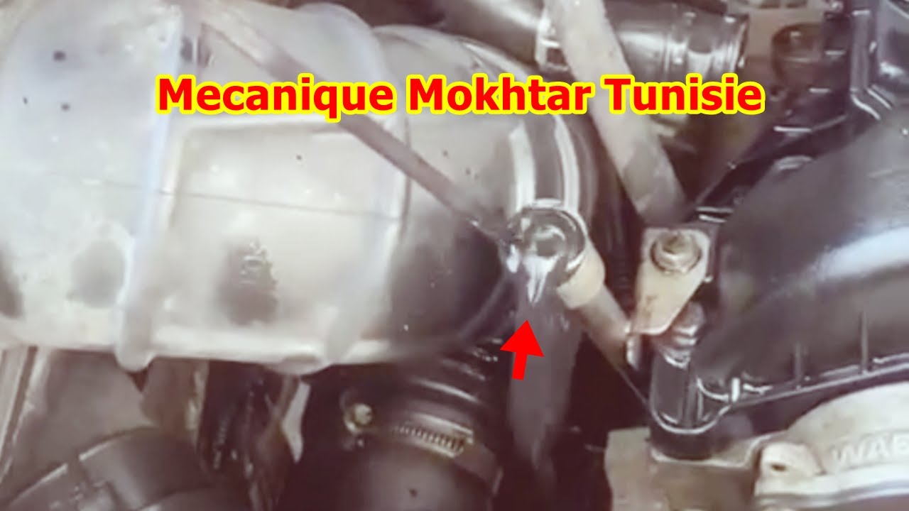 عندي مشكل خروج زيت محرك من مقياس  ومصب الزيت  ؟ خروج بخار من غطاء زيت محرك السيارة
