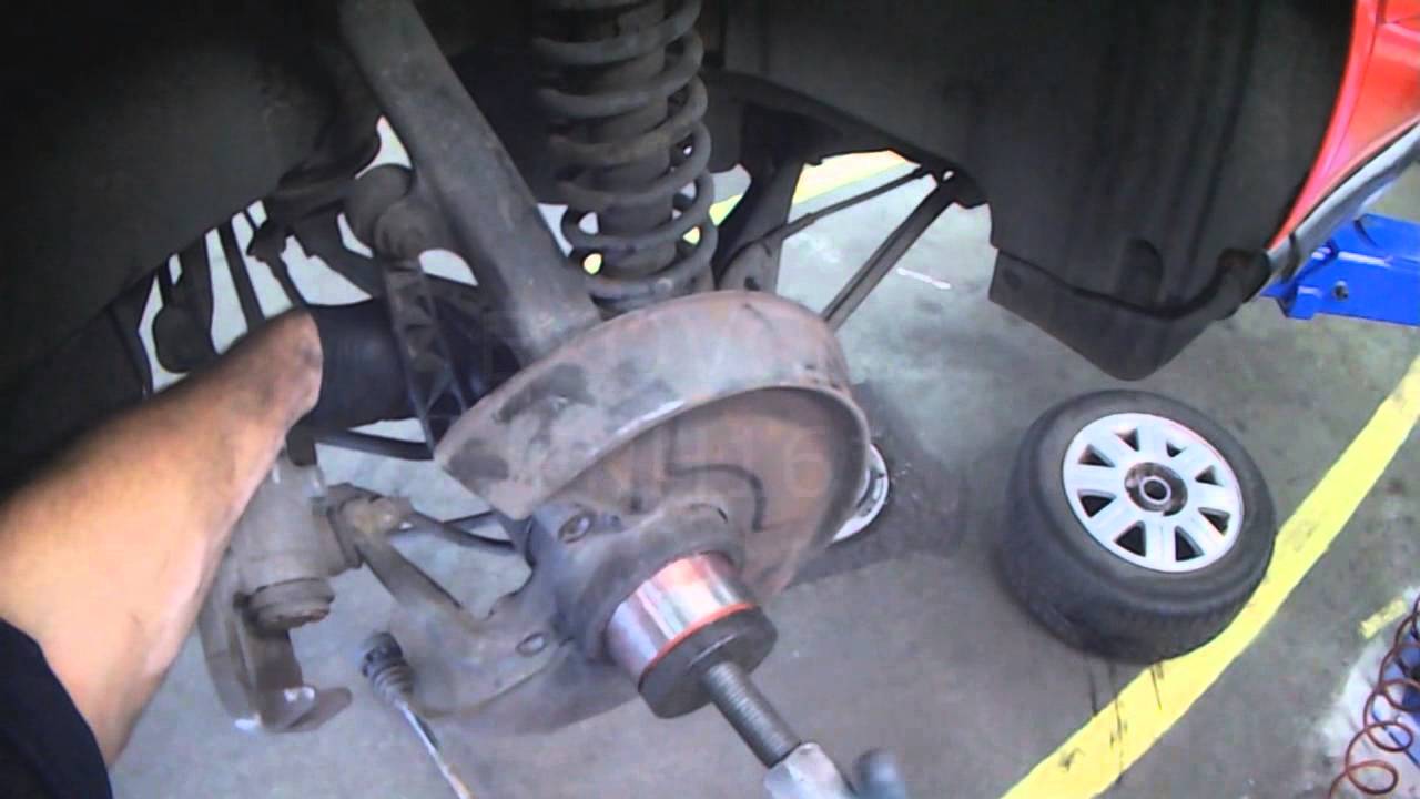 Audi B5: A4Q rear wheel bearing replacement