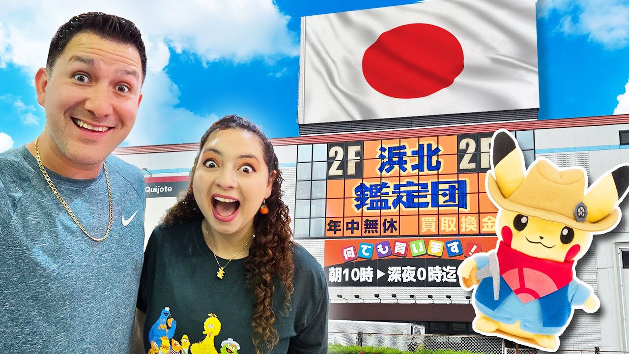 Exploring a CRAZY Thrift Store in Japan!