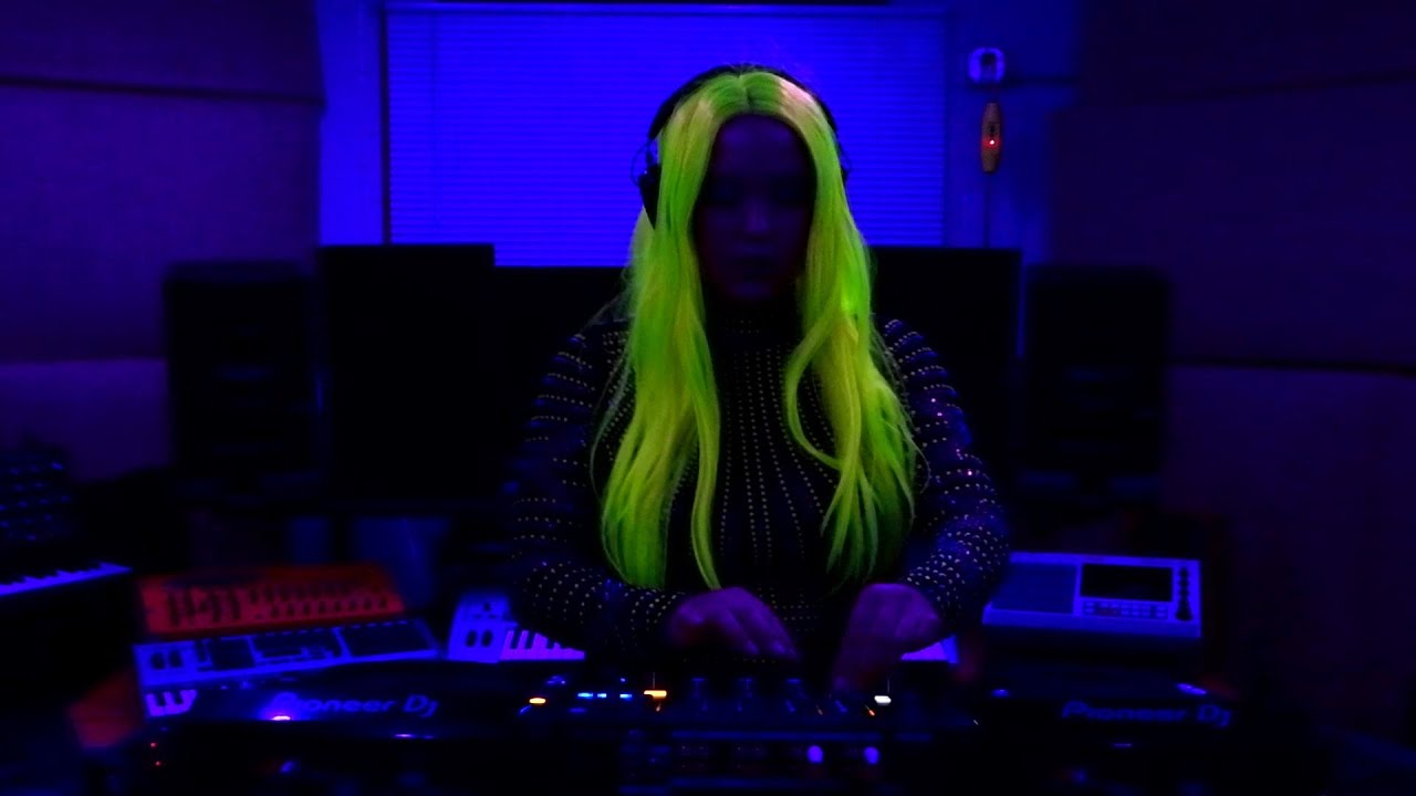 Lotus Linxx-Glow-Hard Techno, Industrial Techno