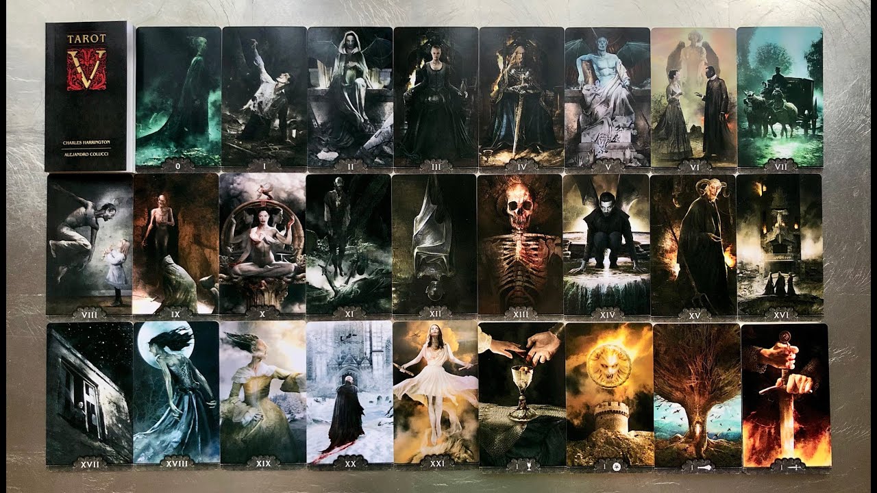 Tarot V by Alejandro Colucci (Flip Through)