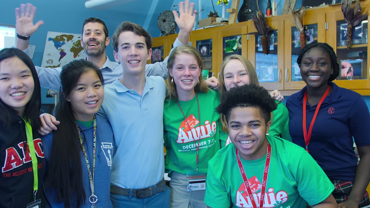 Small School - Big Connections