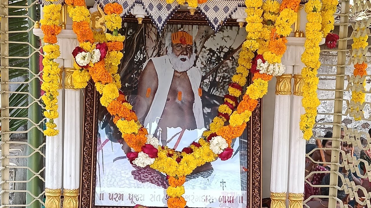 Jaydev sujal vlogs  is live બાપા સીતારામ ફોટા ની પધરામણી બાપા સીતારામ યુવક મંડળ 🙏#viral #bapasitaram