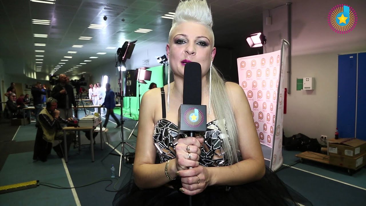 Świąteczne życzenia od zespołu Piękni i Młodzi HD! www.Discomax.pl