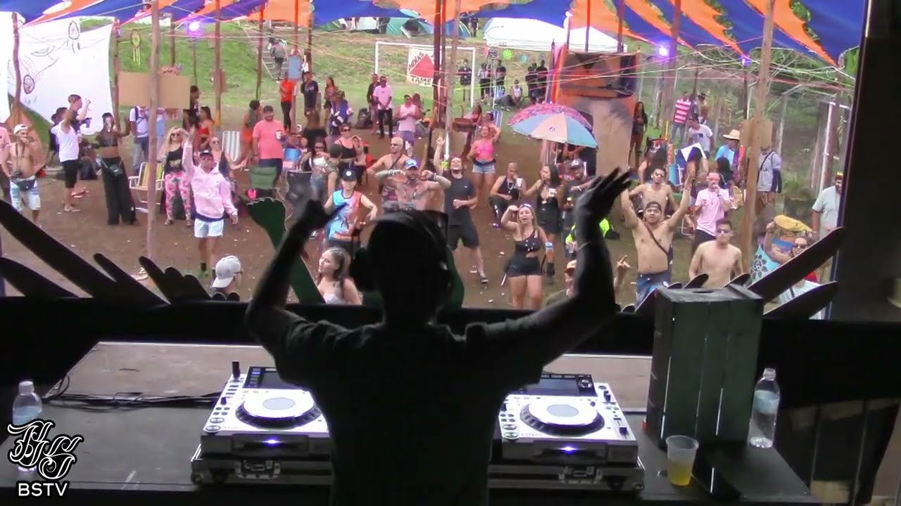 Dj Jullyus @ Venus Arte e Cultura - Passos MG - Like BSTV