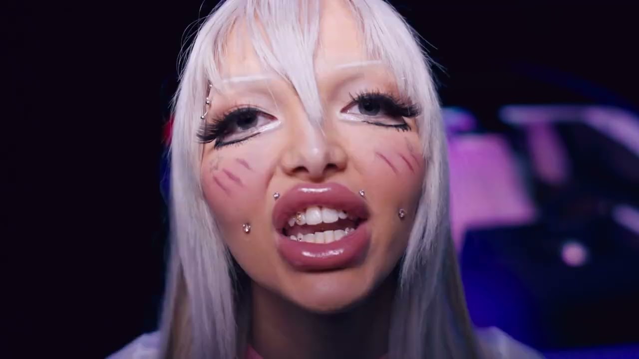 BĘÃTFÓØT X Princess Rani  - MANIAC [Official Music Video]