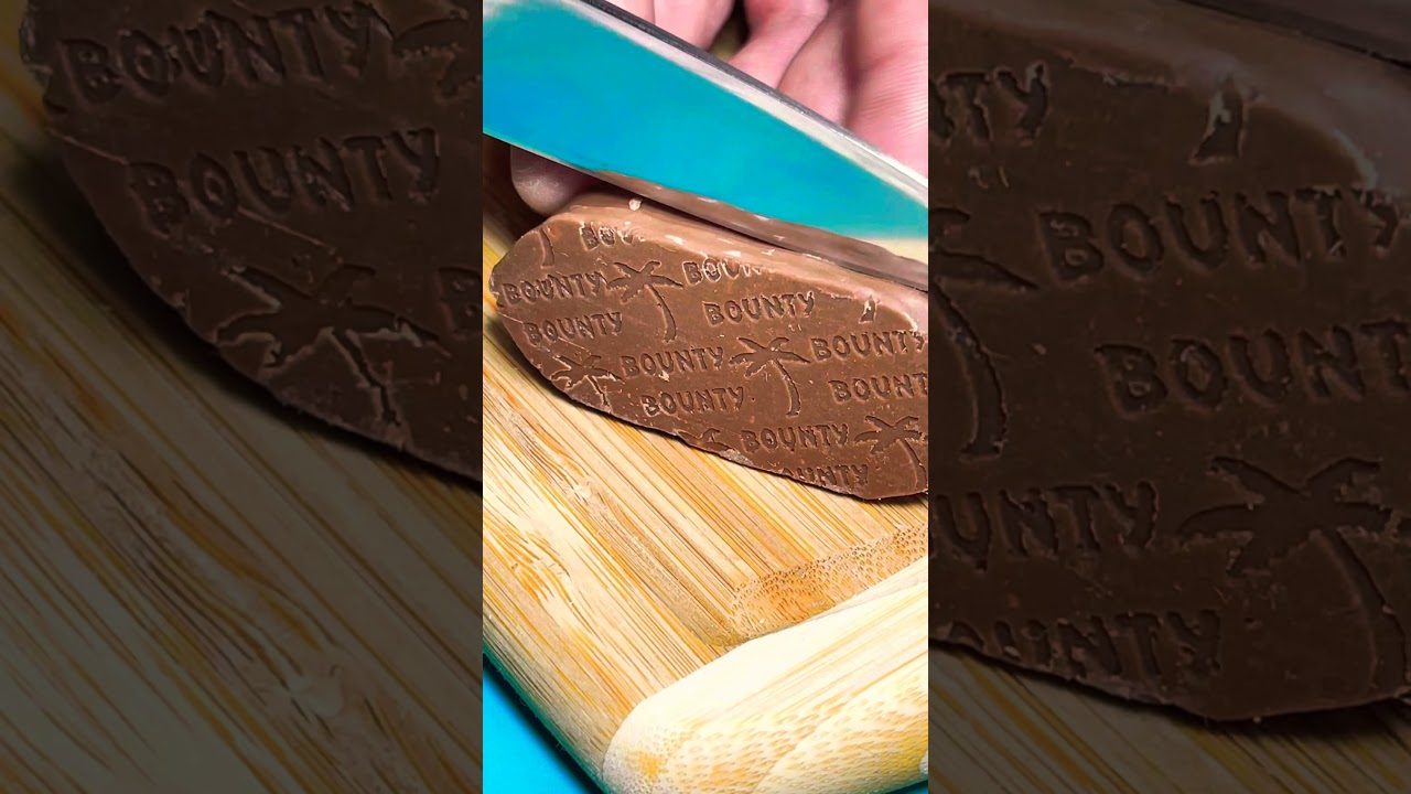 Шоколадка &laquo;Баунти&raquo; сладкое десерт / chocolate, candy bar