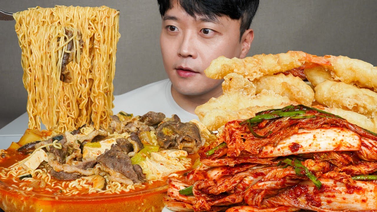 [와차밥] 차돌된장라면 갓담근 김치 새우튀김 먹방 Beef Ramen & Kimchi ASMR MUKBANG REAL SOUND EATING