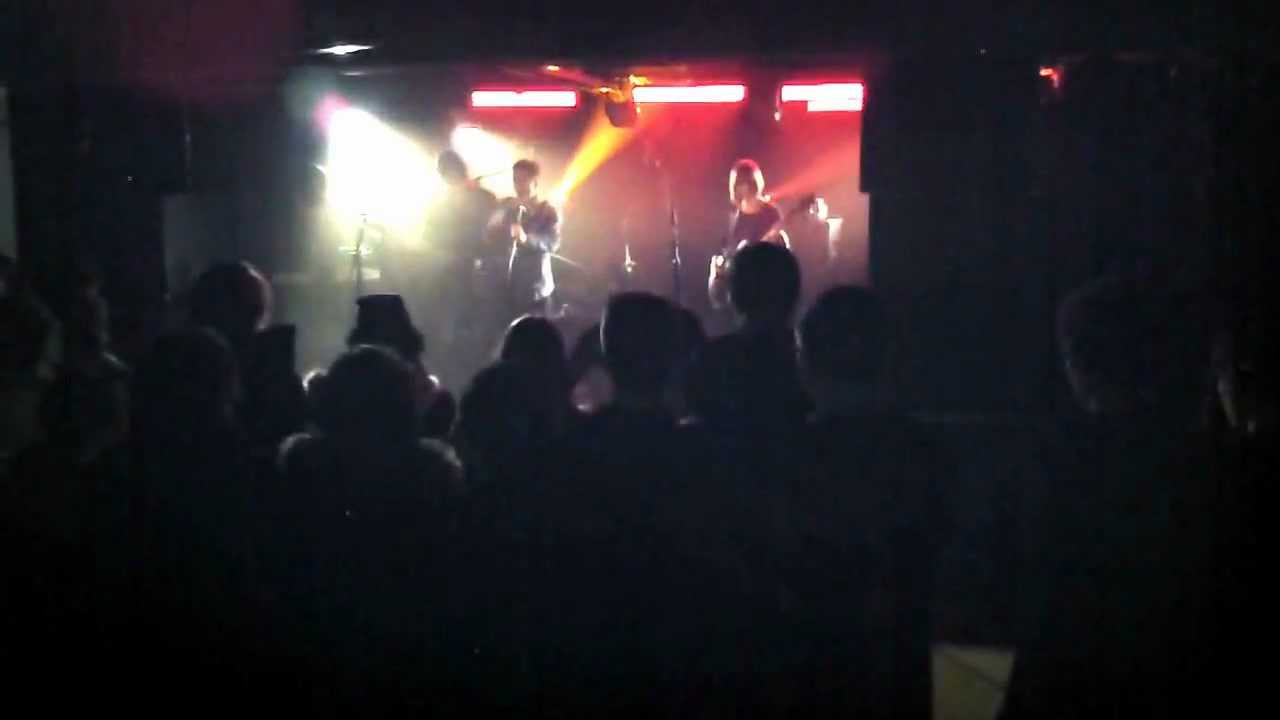 Monolith House - Fascist Democracy (Live @Tvibit 7.3.13)