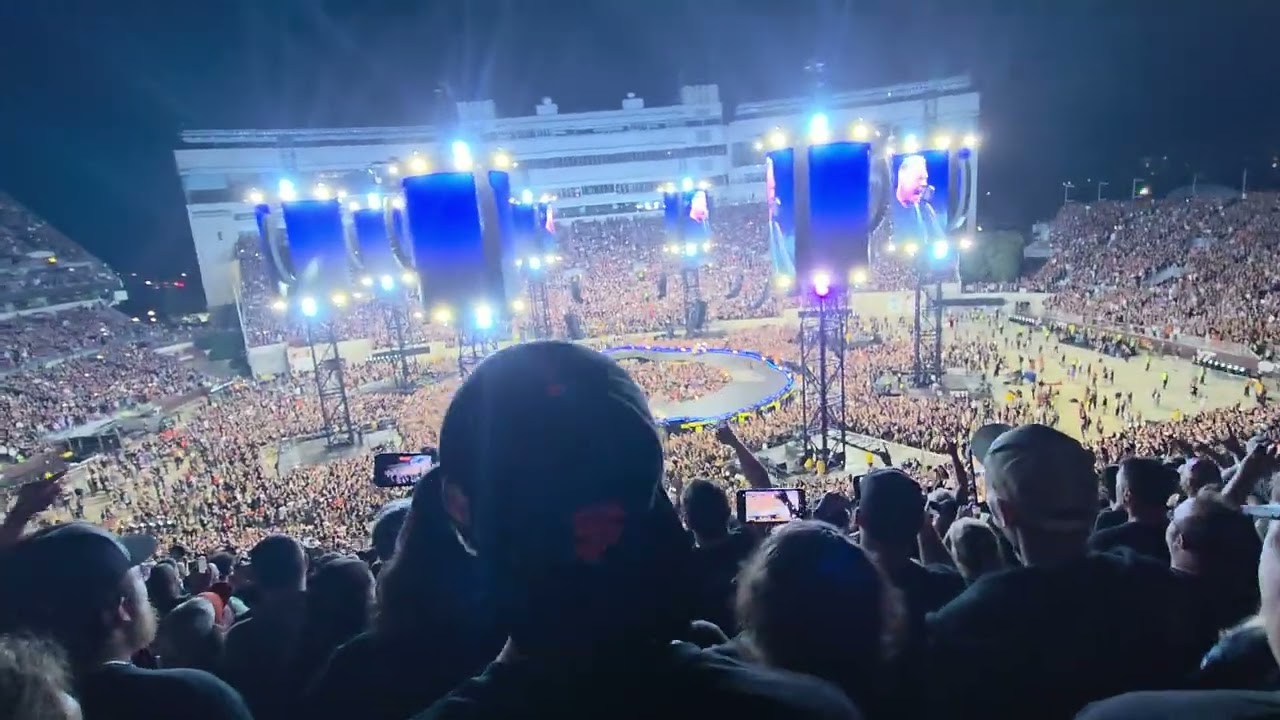 Metalica Enter Sandman live at lane stadium