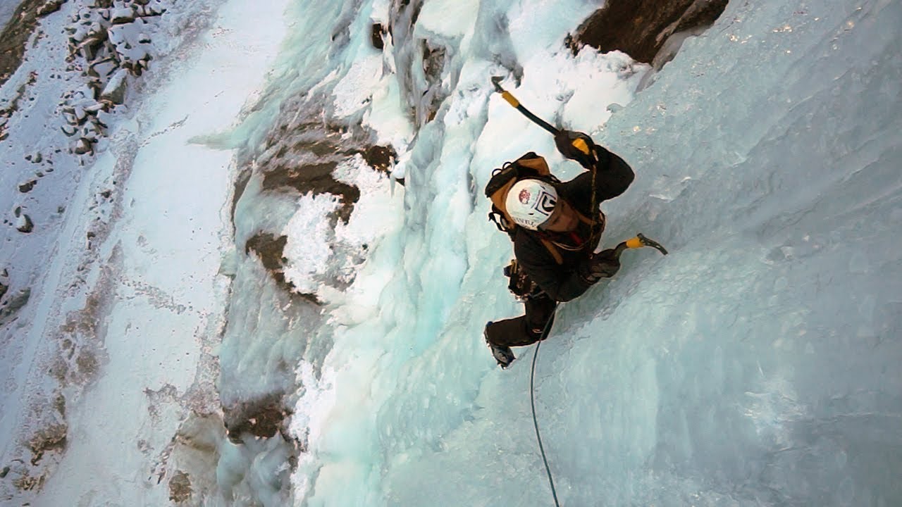 8 Huit Mont-Blanc cascade de glace glacier d'Argentière Chamonix Mont-Blanc alpinisme montagne