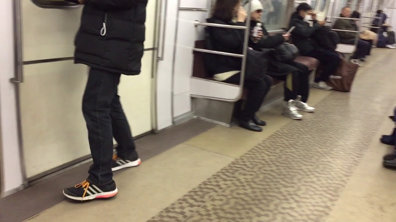 左右でドアチャイムの音程が違う名鉄電車