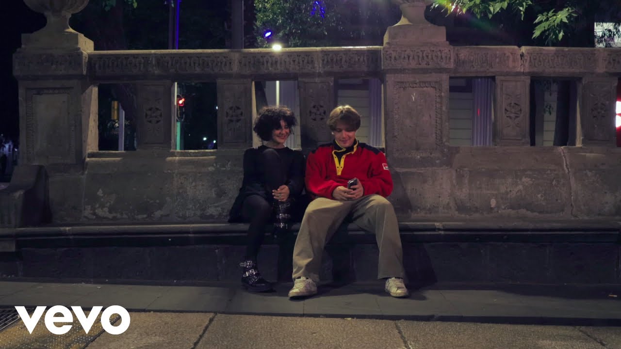 RENEE, Jacinto - Mientras La Ciudad Descansa con Jacinto (Re-versión / Visualizer)