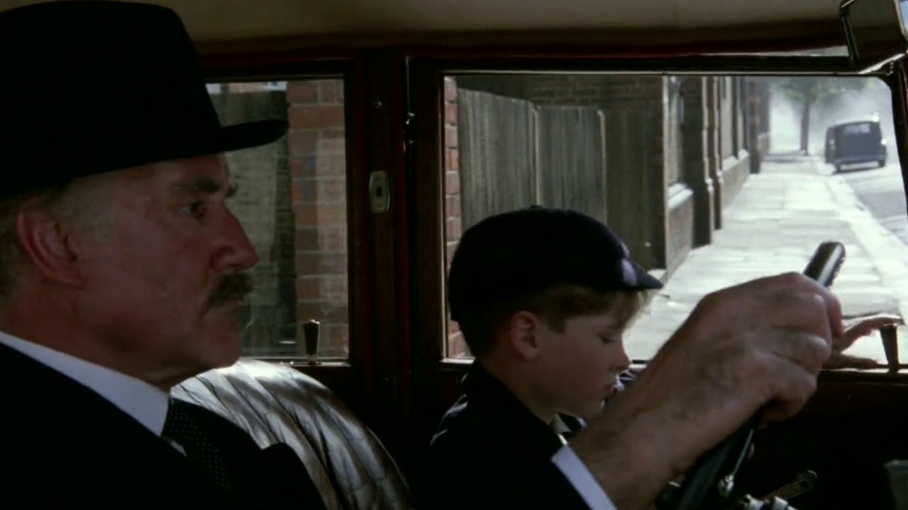 The last scene of the movie Hope and Glory 1987...| Comedy videos|