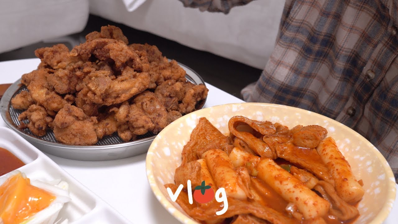 ENG) 끊임없이 휘몰아치는 겨울집밥.. 살이 차오른다.. / 집에서 치킨 튀겨 먹기 / 명란버터우동,애플파이,어묵탕,수제 돈까스