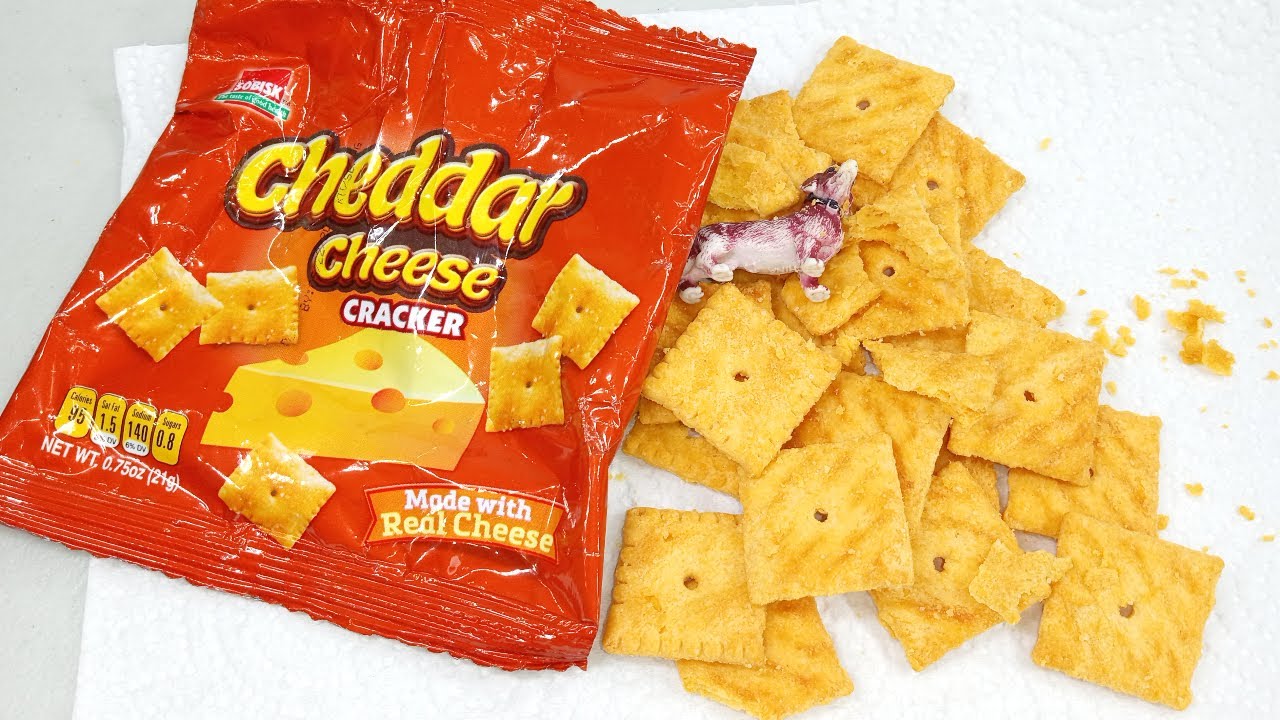Unboxin Doxin - Sobisk Cheddar Cheese Crackers