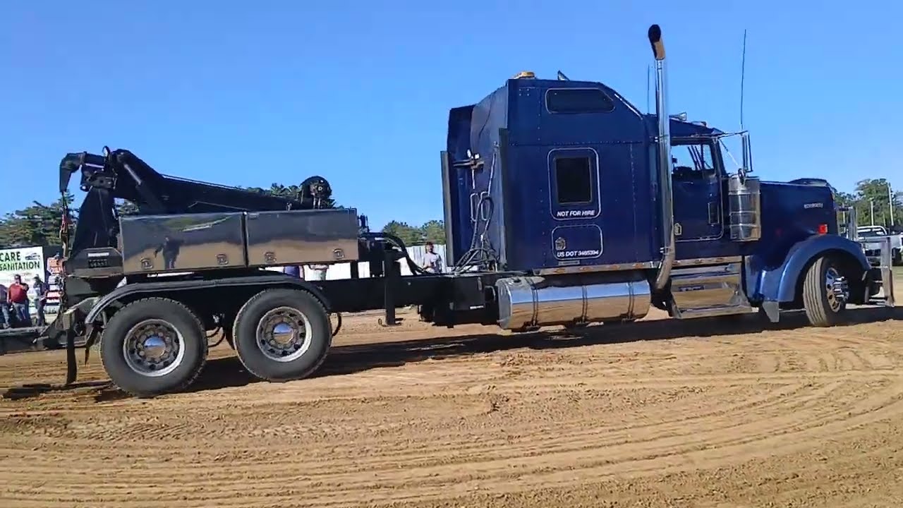 THE MASSIVE TOW SEMI WON'T BE STOPPED AT THE BARRON COUNTY FAIRGROUNDS SEMI & TRUCK PULL OF 2O25!!!!