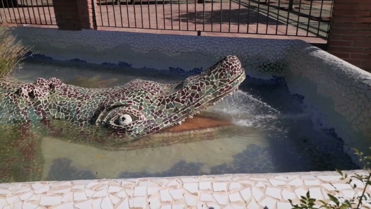 Strolling around Burjassot, Valencia, SPAIN