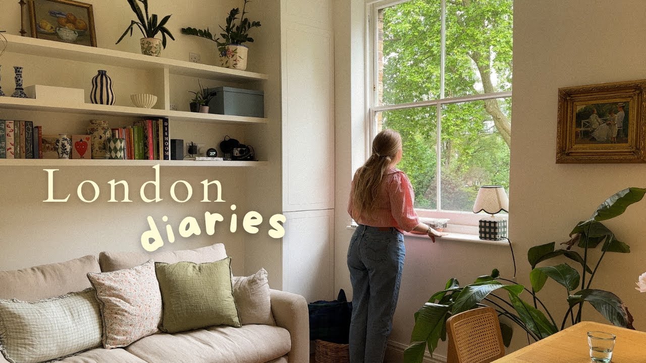 London Diaries I Our cozy flat tour & becoming a first time balcony gardener