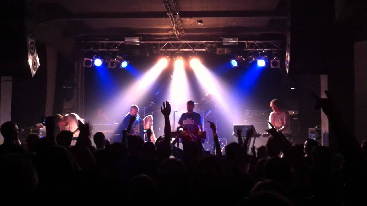 Shapeshifter (NZ) - Twin Galaxies (live) - Meat Factory Hall Prague - 1st October 2011