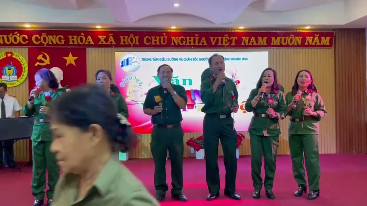 Đêm Trường Sơn nhớ Bác