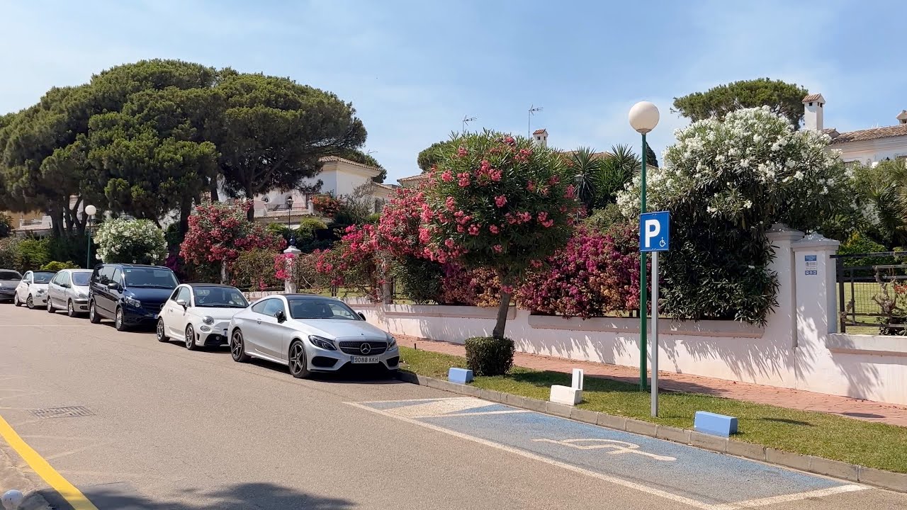 Cabopino and Calahonda Beach Walking Tour, Costa del Sol [4K]