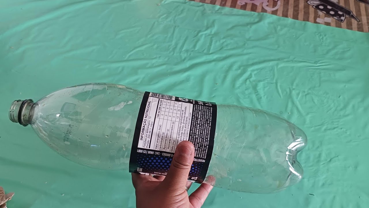 Olha o que eu fiz com garrafa pet decoracão de mesa ficou sensacional