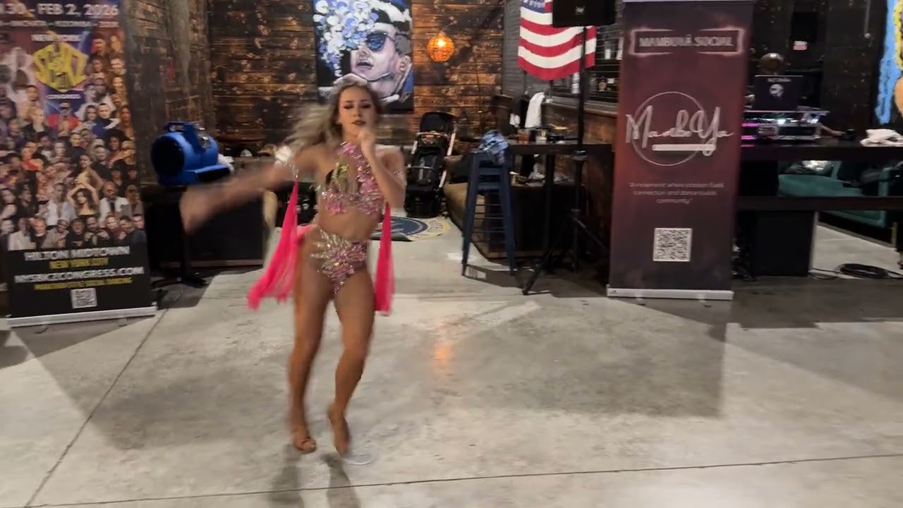 Kathe - Bachata Performance at MamboYa