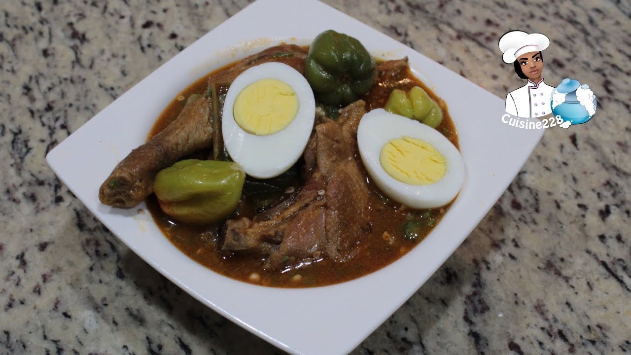 Okra and tomato soup || Sauce tomate au gombo
