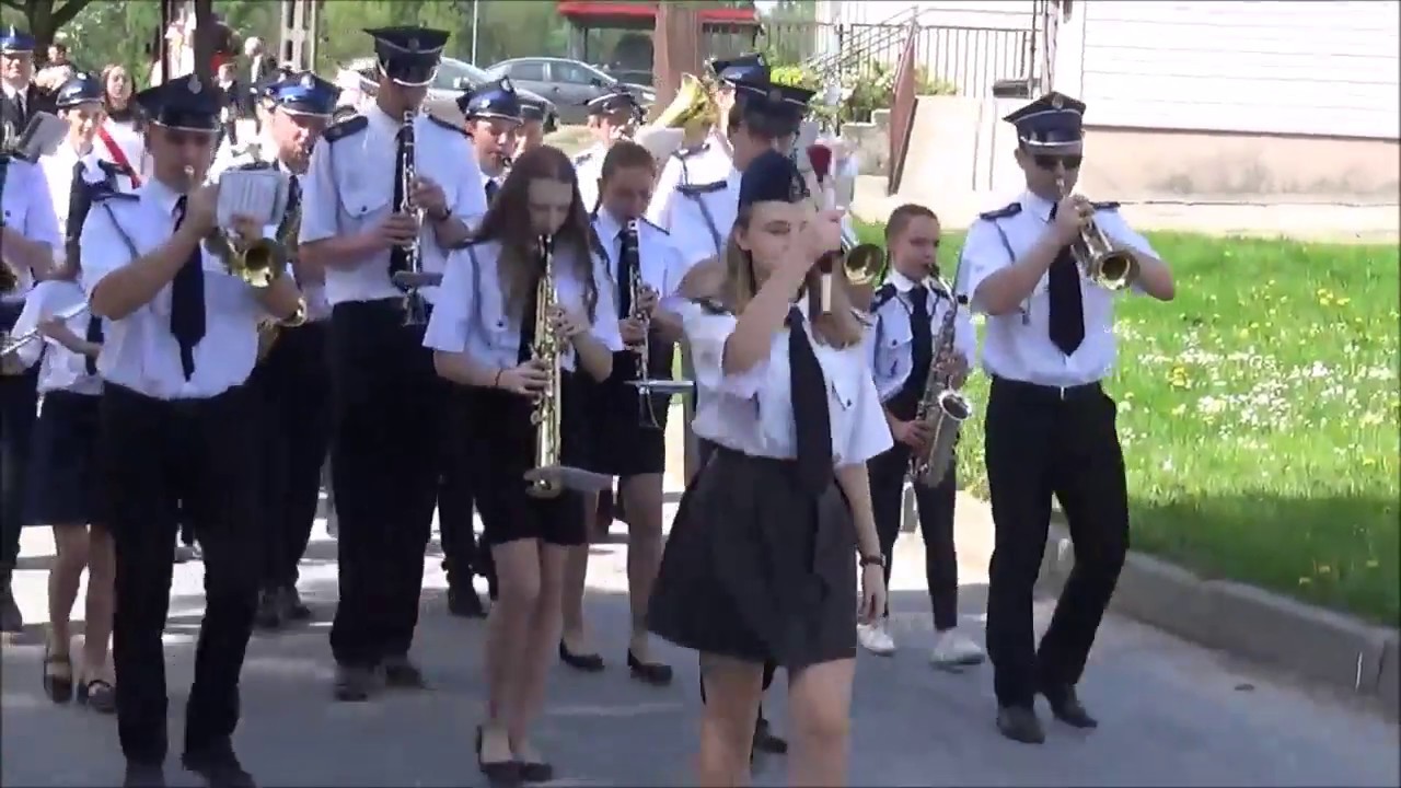 Młodzieżowa Orkiestra Dęta orzy OSP w Niedrzwicy Kościelnej 3 maja 2018 Krzczonów