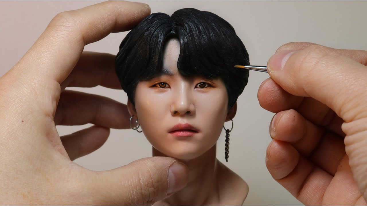 Скульптура BТS SUGA