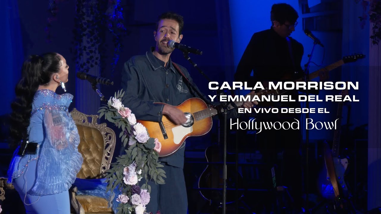 Carla Morrison y Emmanuel del Real cantando 