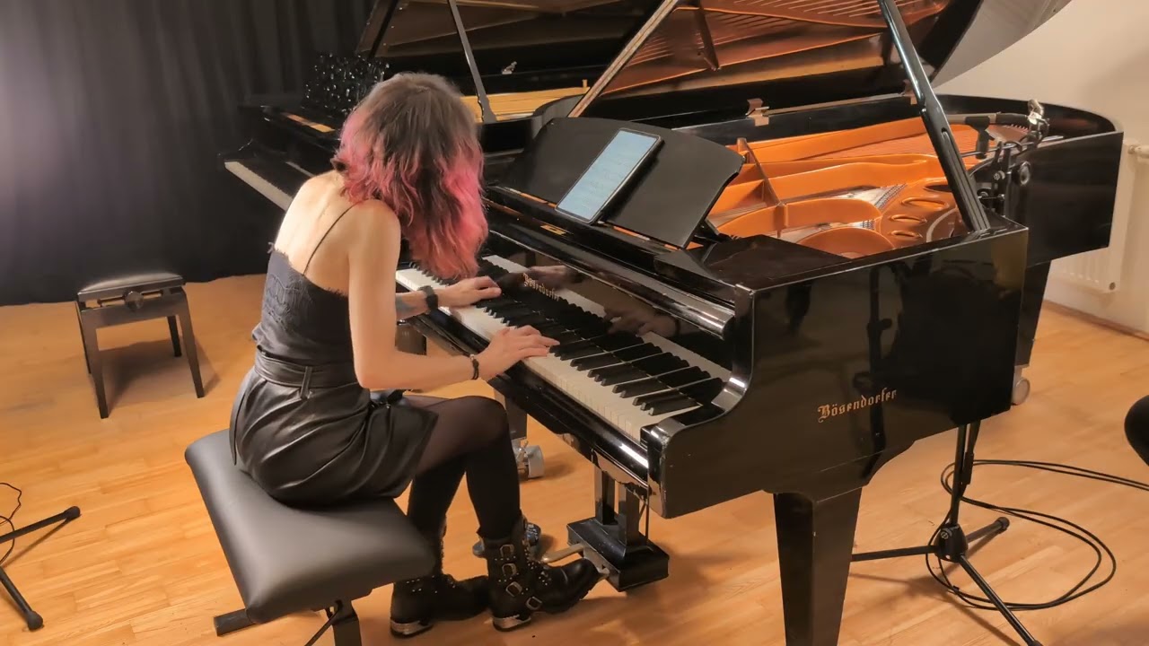Sinead O'Connor - Nothing Compares 2 You (@vkgoeswild) - Bösendorfer for Sale!