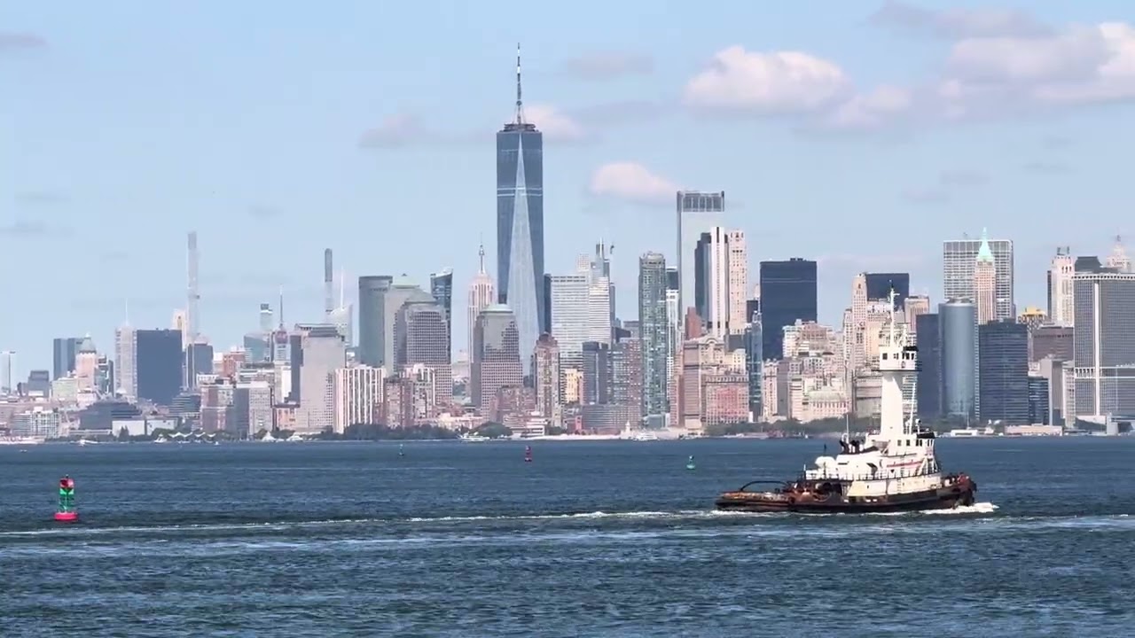 STATEN ISLAND FERRY + MANHATTAN SKYLINE #Fromirelandandbeyond #statenislandferry #statueofliberty 