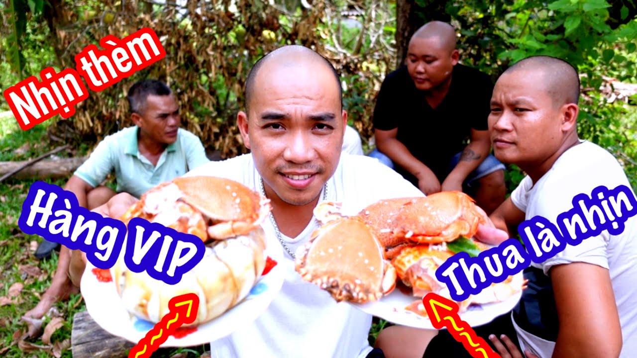 Tranh Tài Bịt Mắt Đập Niu Ăn Cua Huỳnh Đế Tôm Tít Khủng - Muốn Ăn Thì Phải Thắng | Son Duoc Vlogs