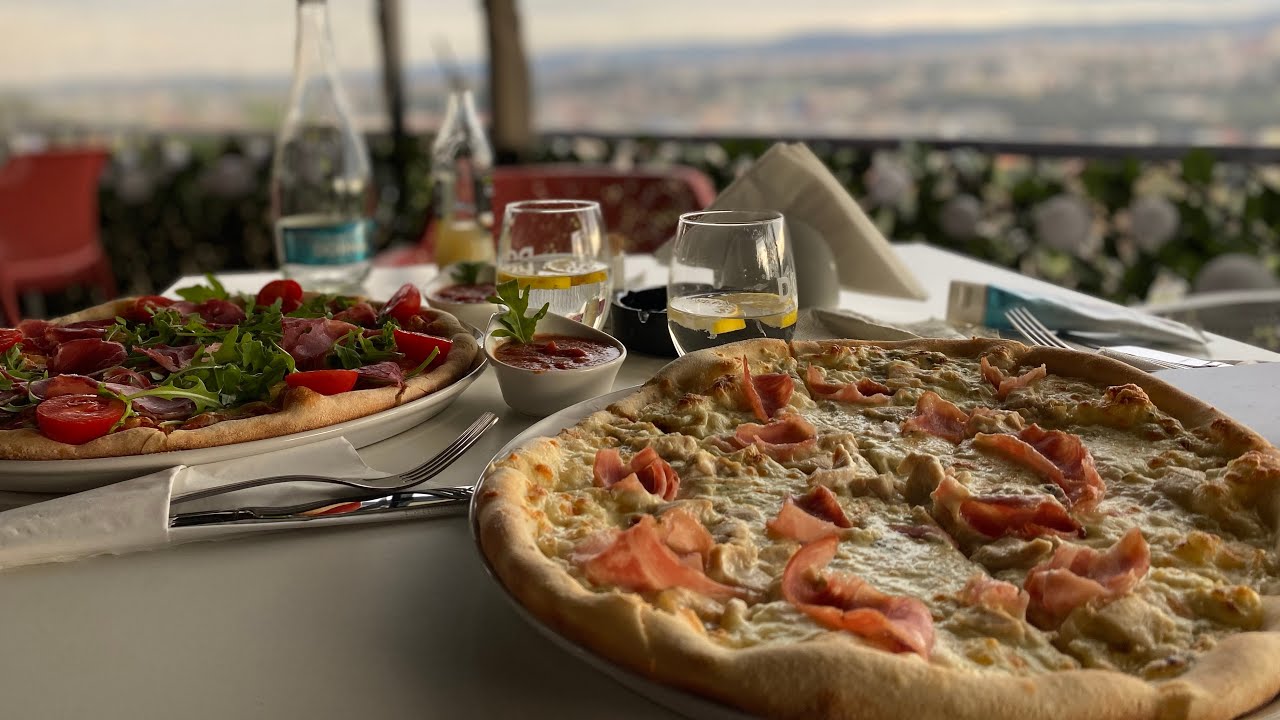 PEISAJ DE MILIOANE ȘI PIZZA DE CÂȚIVA LEI