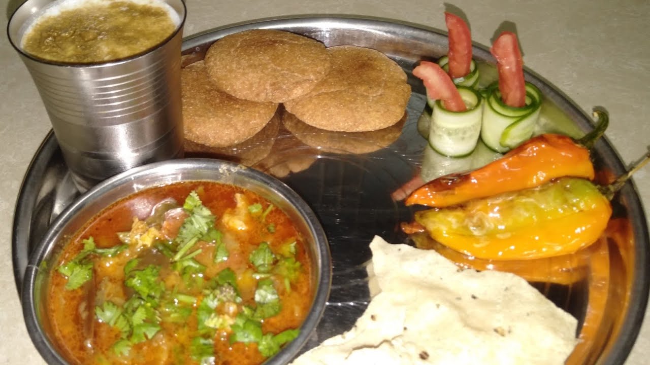 ढाबा स्टाइल चापड़ी उंधियू /Chapdi undhiyu/ tava undhiyu/ Gujarati - saurashtra special dish
