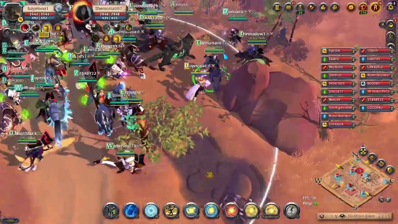 Black Ursa vs Un huevo de personas XD