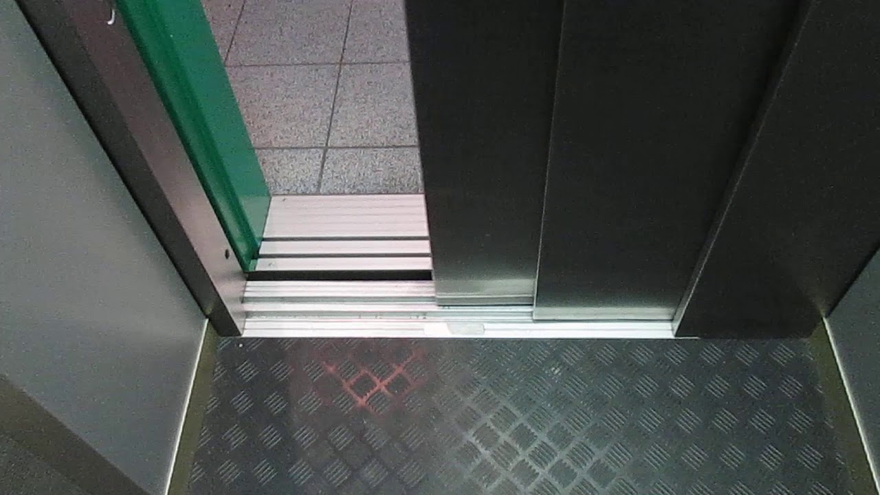 Lift Schindler @ building 