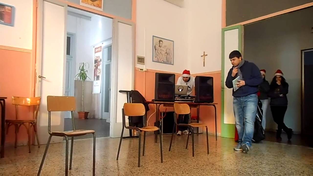 Le 3 Sedie - Scenetta