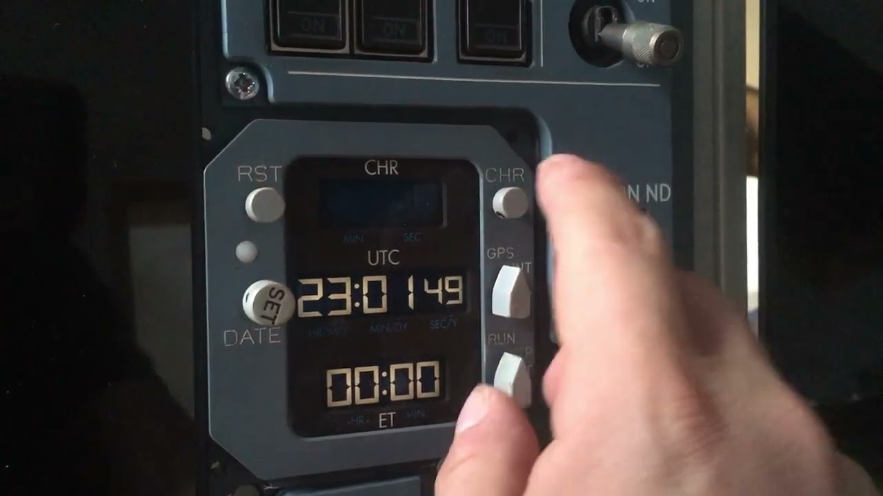Airbus Electronic Clock connected to the flight simulator