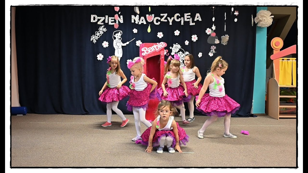 Barbie Girl - Występ z okazji Dnia Edukacji Narodowej w Przedszkolu Błękitna Laguna