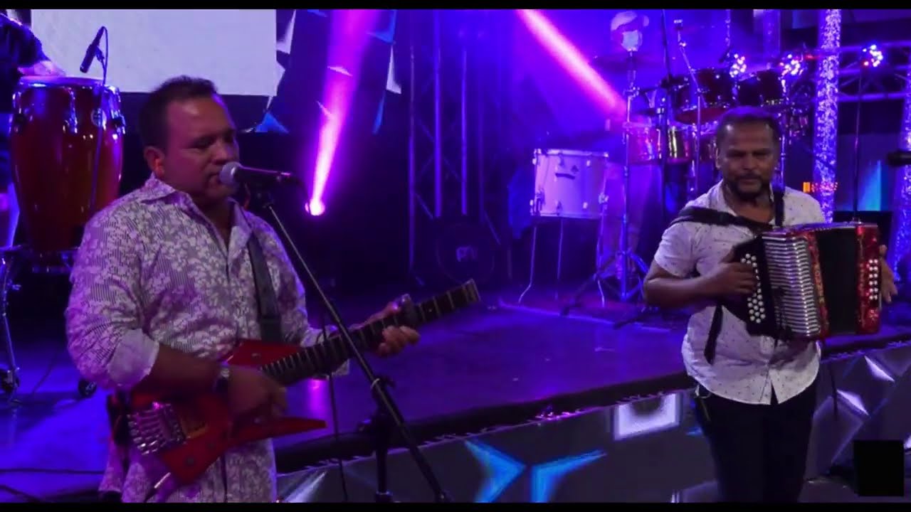 Tomando y Pensando (en vivo) - Herminio Rojas y El Ritmo Sensacional