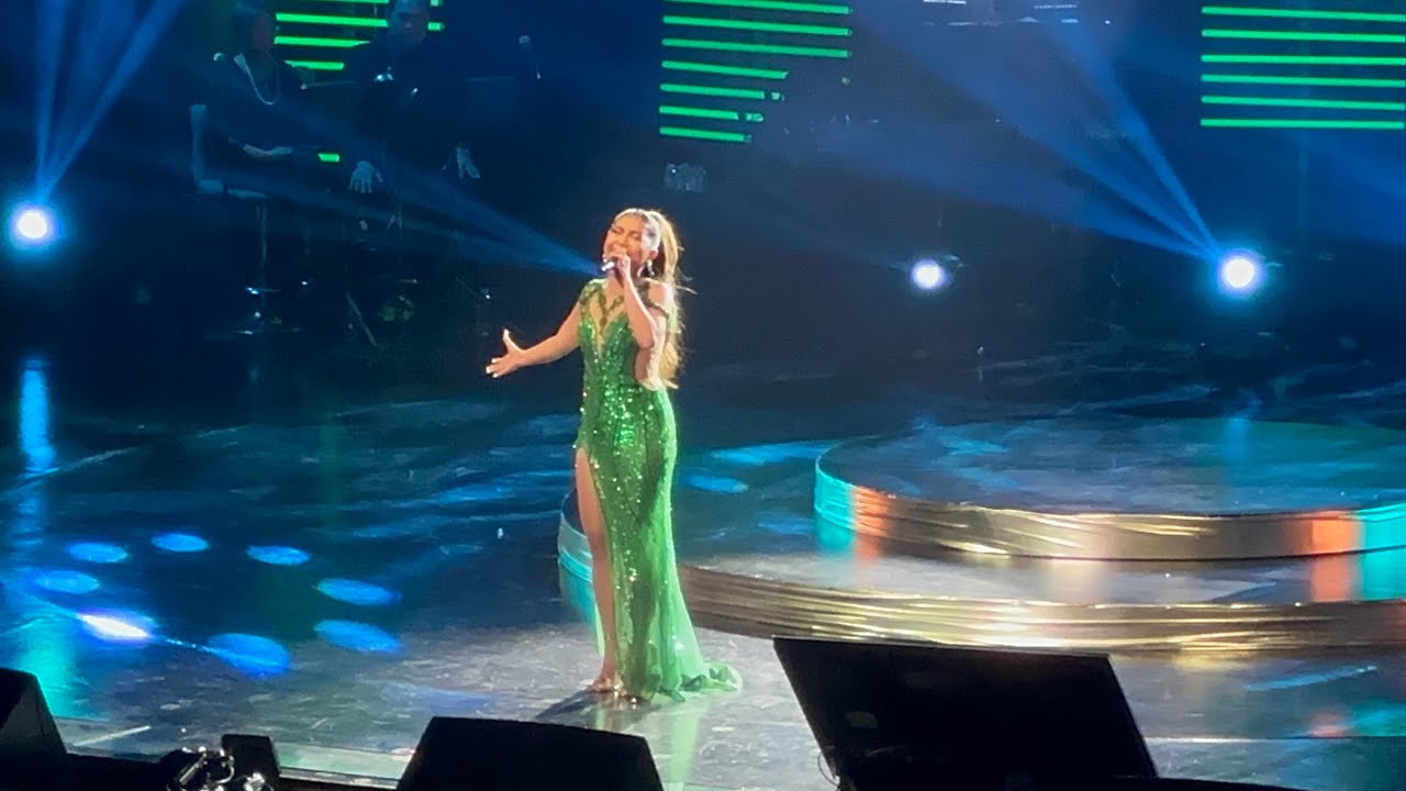 Where Do I Begin - Jessica Villarubin  ( QueenDom Concert )