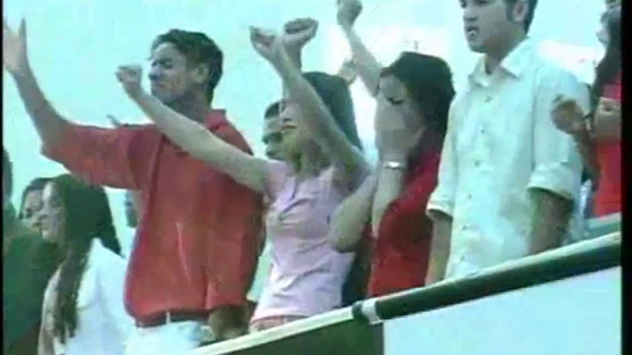 Lauriete a gloria na igreja 2006