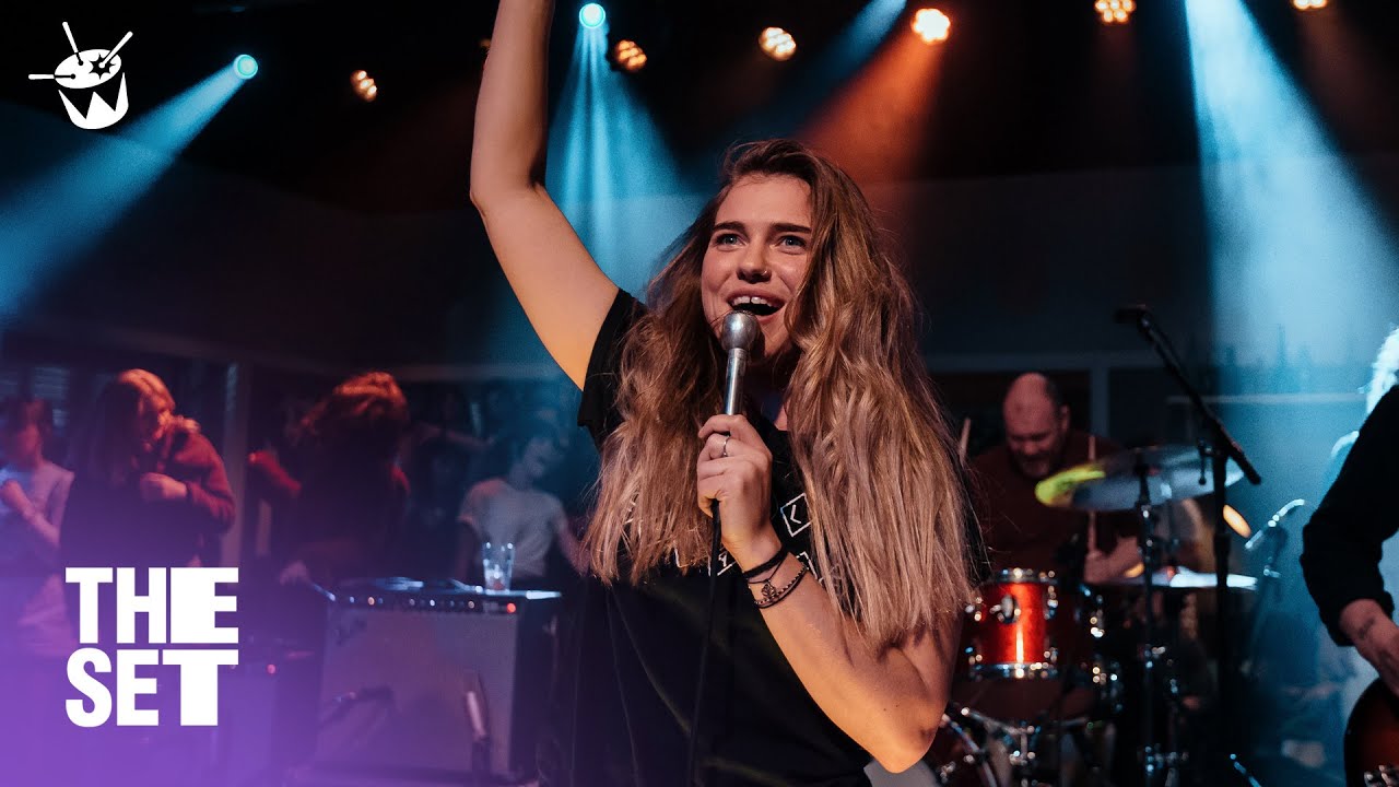 Press Club - 'Suburbia' live on The Set