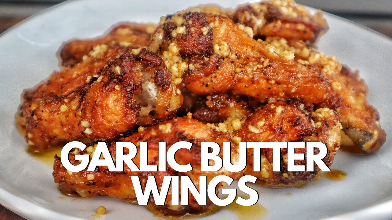 The BEST Garlic Butter Chicken Wings Recipe